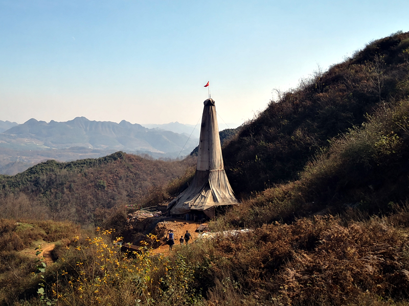 再出發(fā)，亮巖